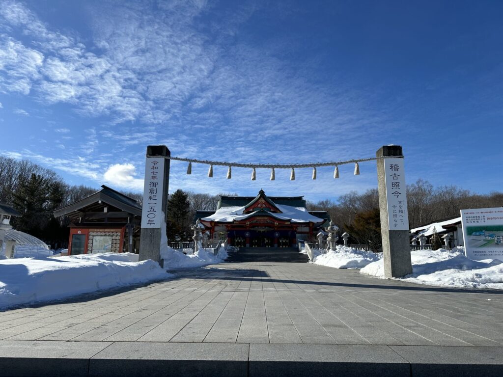 冬の樽前神社です。