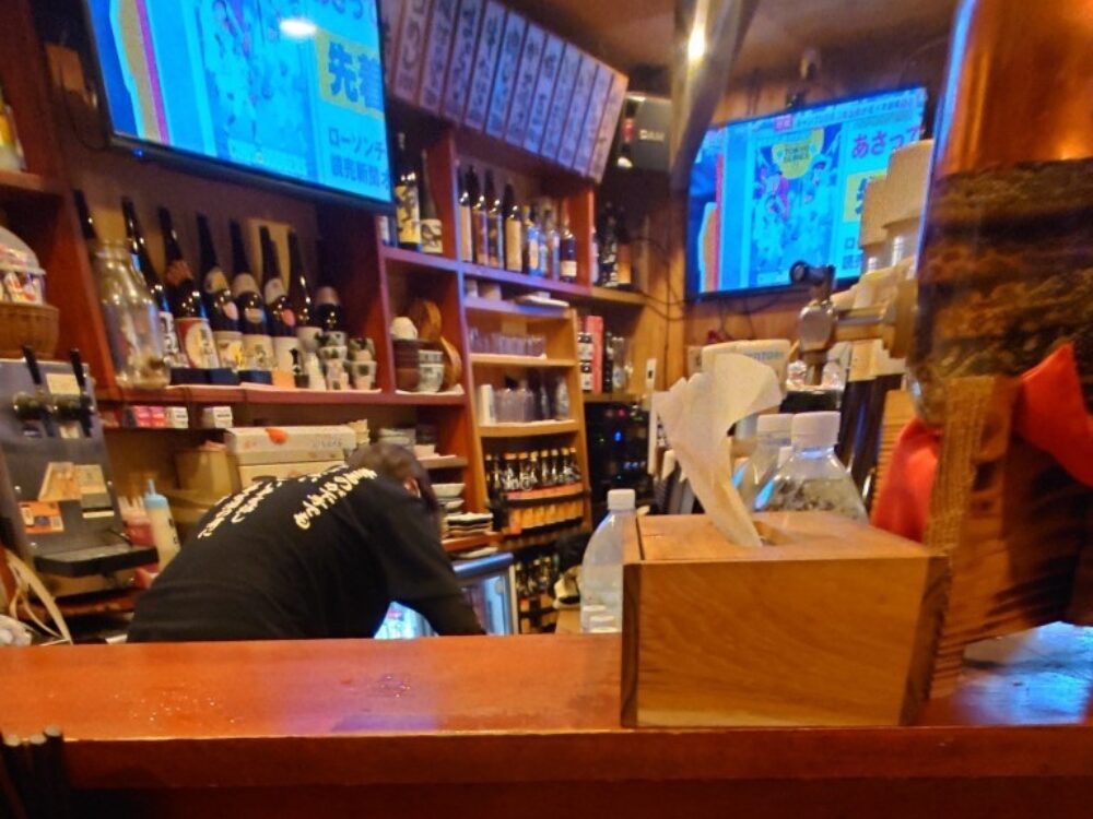 西成酒場 成り屋 本店の画像です